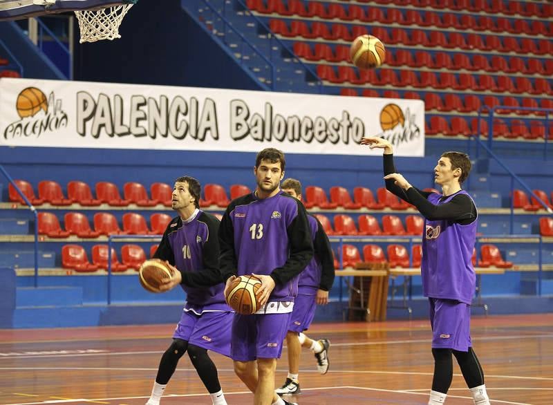 Entrenamiento del Palencia Baloncesto