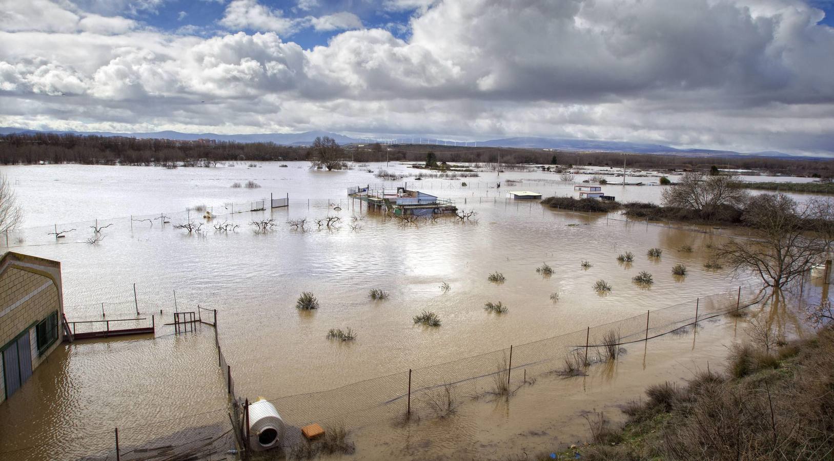 Inundaciones en Navarra, La Rioja y Cataluña por la crecida del río Ebro