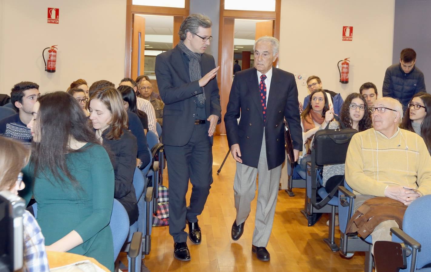 Segunda sesión de las I Jornadas sobre el 'Columnismo. La literatura de diario'