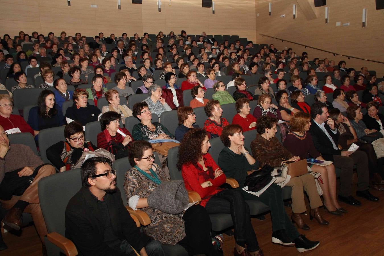 Jornada 'Mujeres con luz de la provincia de Valladolid' celebrada en Peñafiel