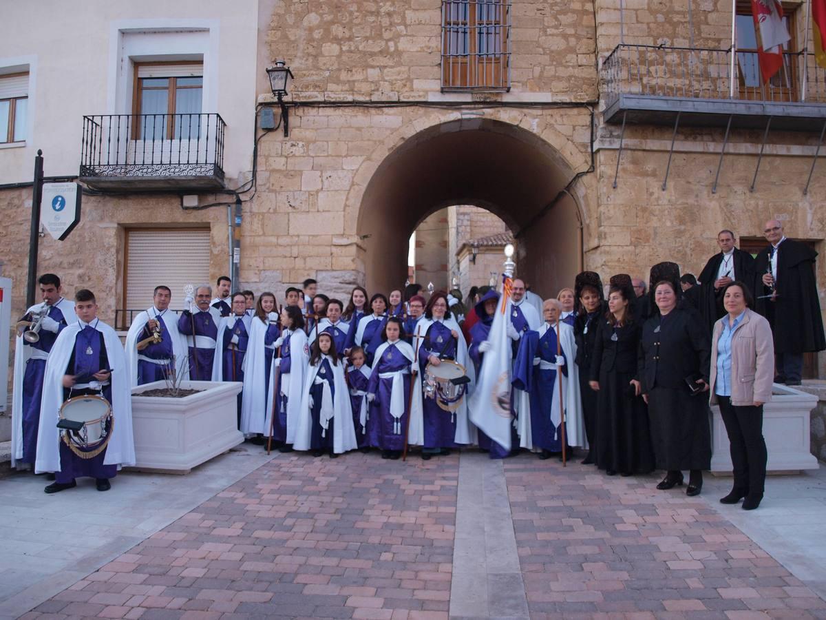 Procesión del Santo Rosario en Torrelobatón (Valladolid)