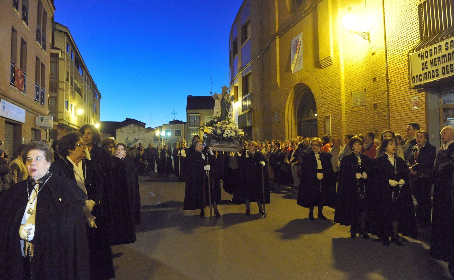 Rosario de La Soledad y Esperanza en Medina del Campo (Valladolid)