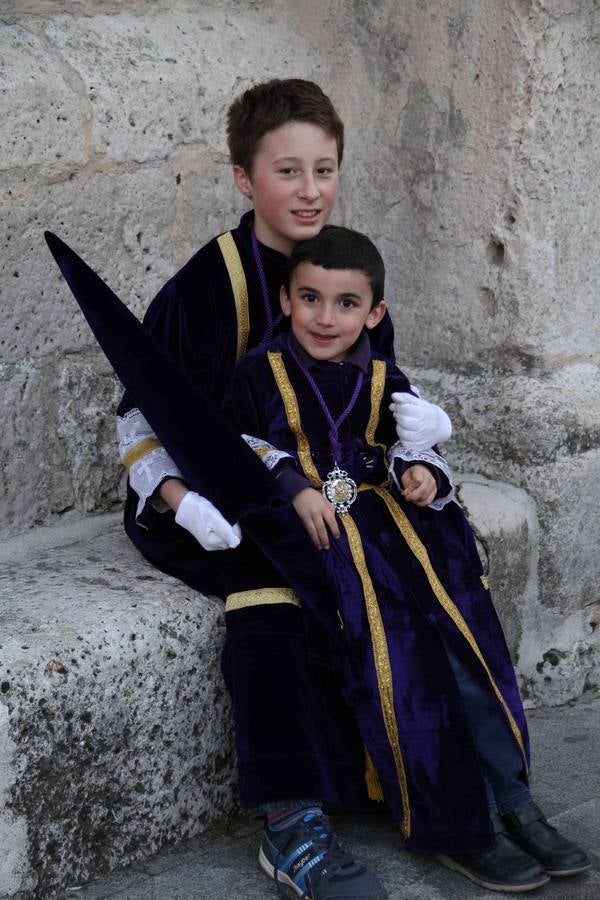 Vía Crucis y besapié al Nazareno en Peñafiel (Valladolid)