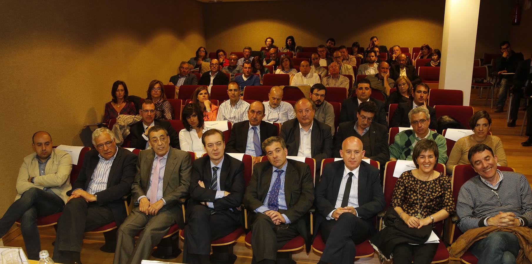 Primera jornada del ciclo 'Diálogo Social y salarios frente a la salida de la crisis' celebrada en Salamanca