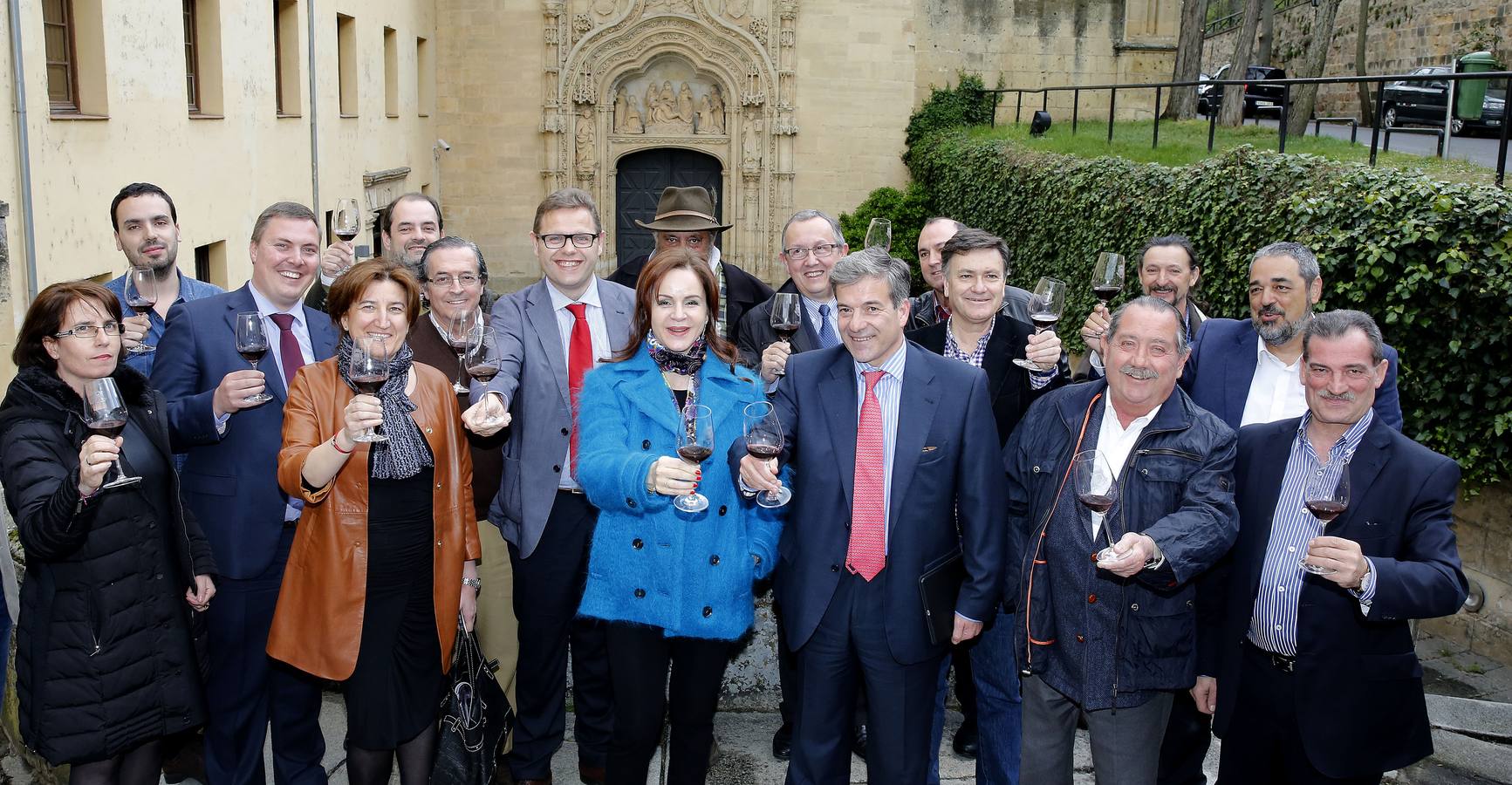 Clausura de las Jornadas Juventud Di-Vino Tesoro en la IE University de Segovia