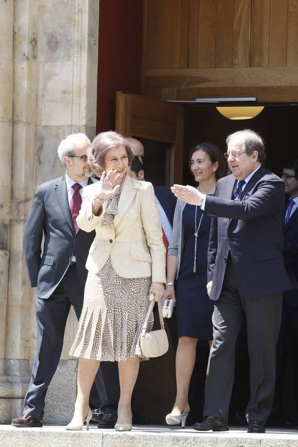 La reina Doña Sofía inaugura en Salamanca el III Simposio Internacional de Alzheimer (2/2)