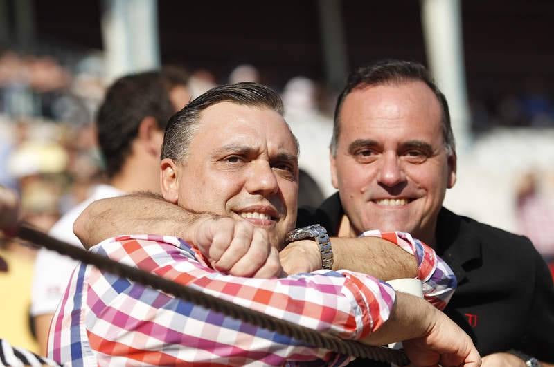 Padilla, El Fandi y Juan del Álamo en la segunda corrida de la feria de Palencia (1/2)