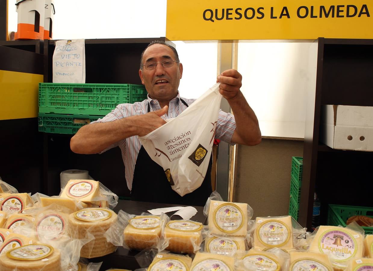 Tercera edición de la Feria del Jamón en Segovia