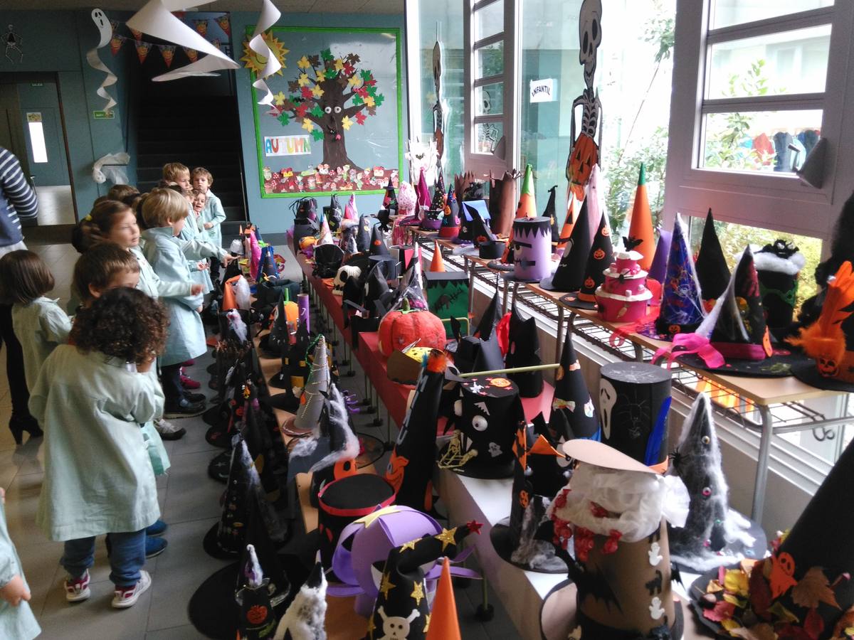 Concurso de sombreros de Halloween en el colegio El Peral