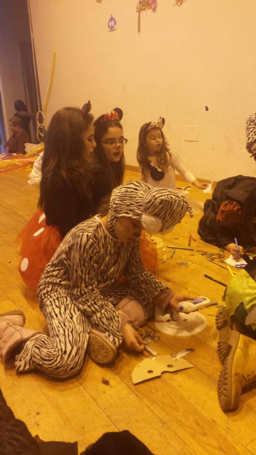 Fiesta infantil de Carnaval en Torrelobatón (Valladolid)