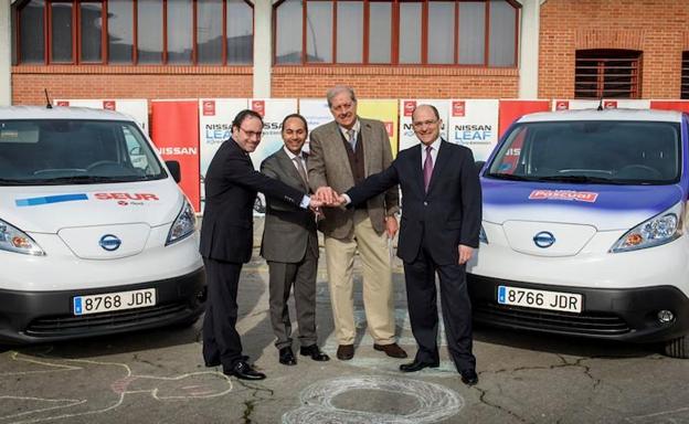 Reparto en el centro de las ciudades con furgonetas eléctricas