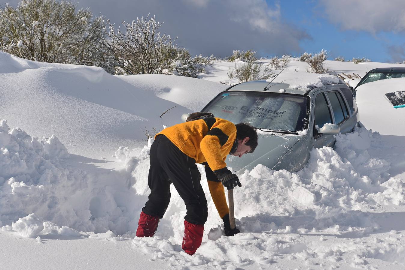 La nieve complica el Camino de Santiago a su paso por León
