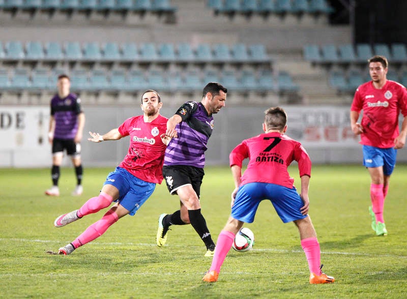 El derbi entre el Deportivo Palencia y el Cristo Atlético termina en empate