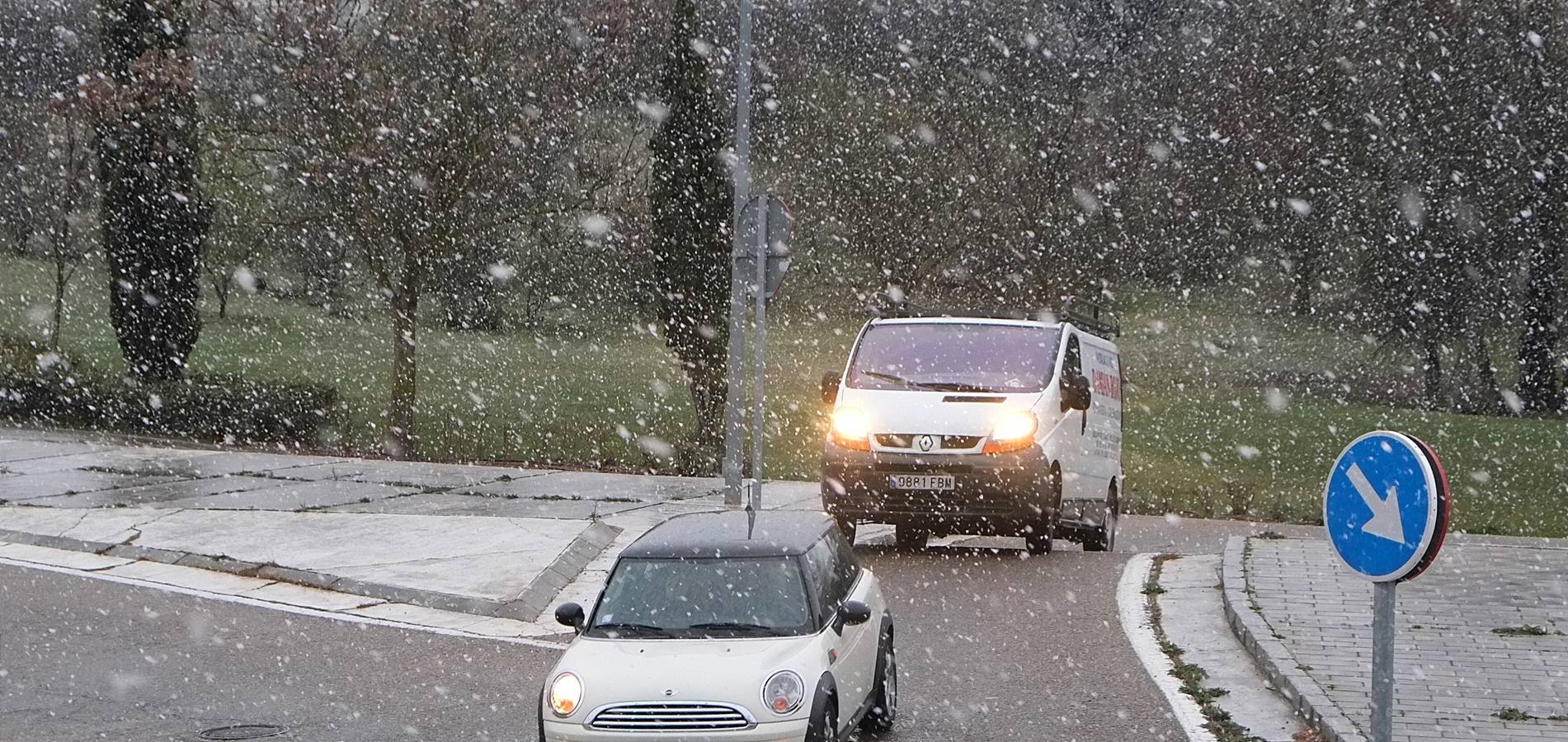 Marzo se despide con nieve en la comunidad