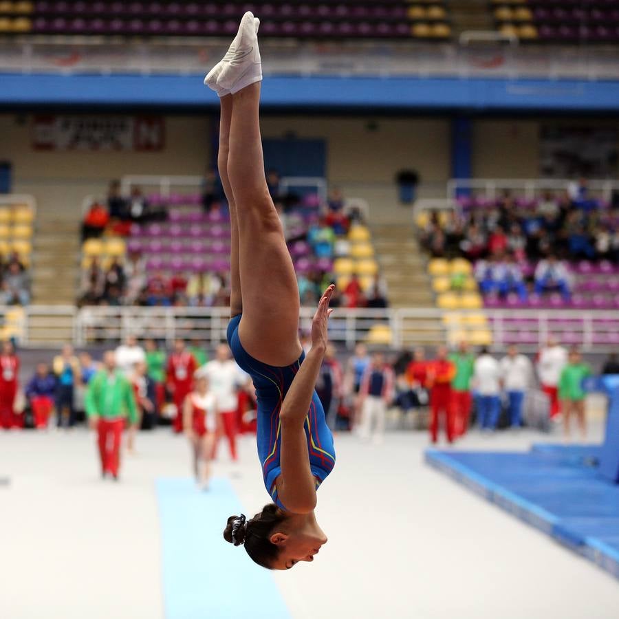 El Campeonato Europeo de Trampolín reúne en el Pisuerga a más de 700 gimnastas