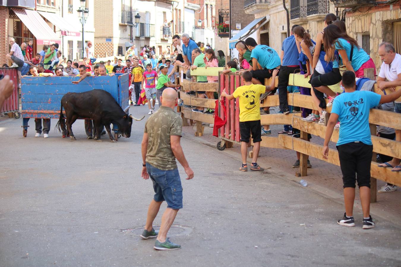 Encierro del domingo por las calles de Torquemada