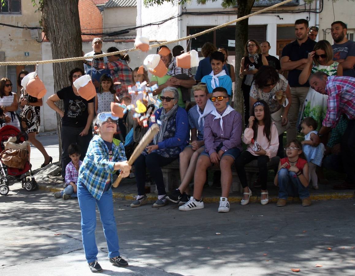 Fiestas del Henarillo en el barrio del Salvador de Cuéllar (Segovia)