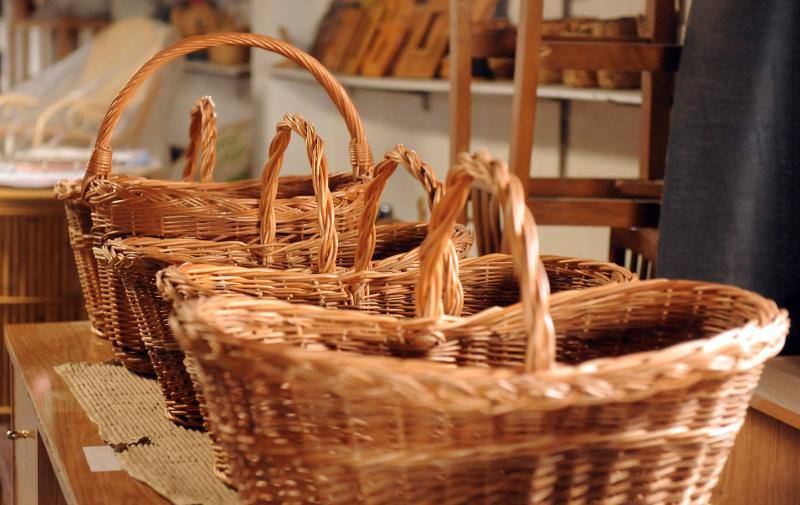 Materia prima con la que trabaja Ramón Roncero artesano mimbrero de Medina del Campo