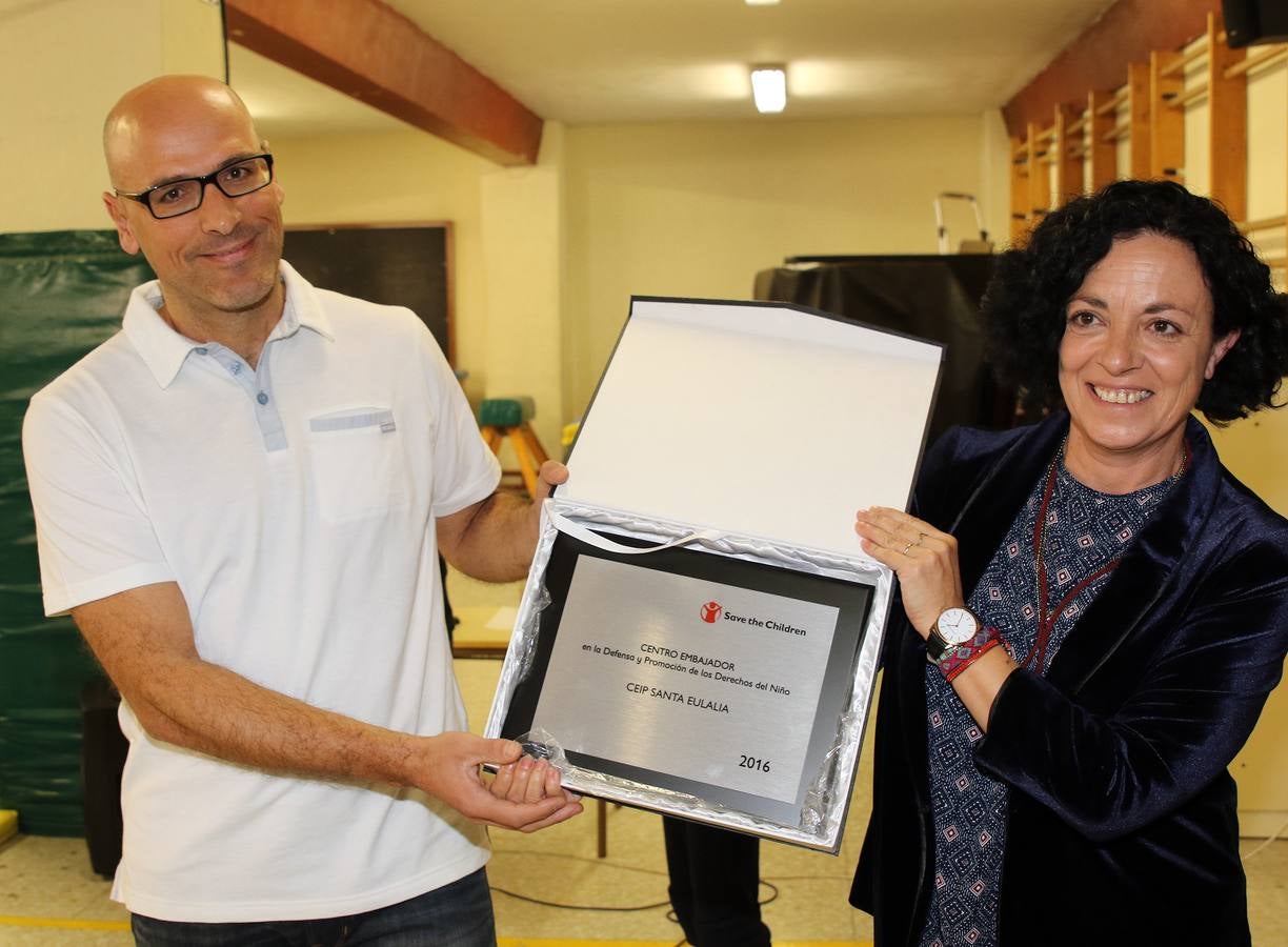El CEIP Santa Eulalia de Segovia es nombrado Centro Embajador de la ONG Save the Children
