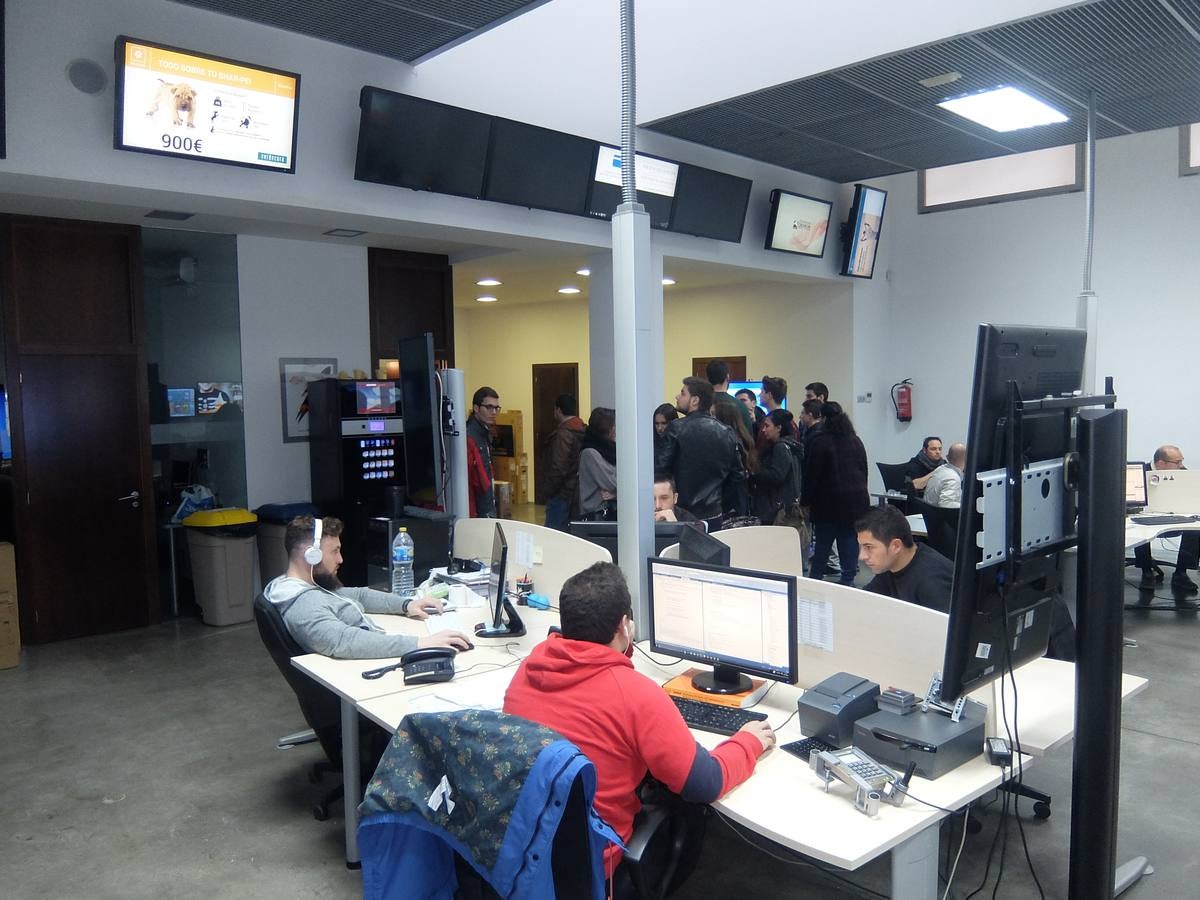 Estudiantes de Comercio se acercan al mundo empresarial a través de Icon Multimedia