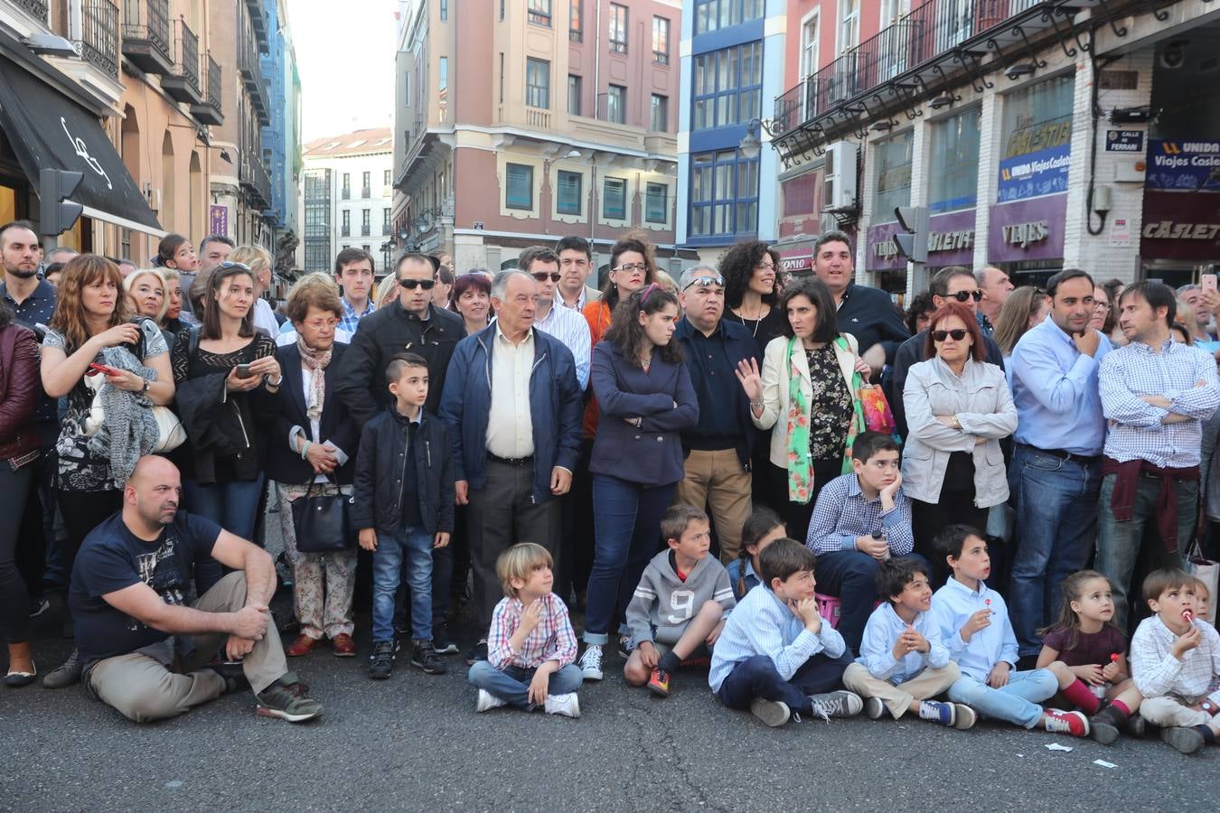 Público en la Procesión General de Valladolid (3/3)