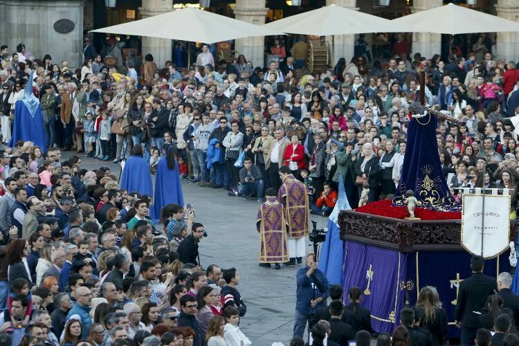 Descendimiento de la Cruz y Procesión del Santo Entierro en Salamanca