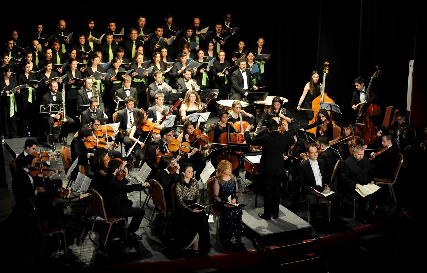La Orquesta Filarmónica de Valladolid en el 'Réquiem en Re menor' de Mozart, en el Teatro Carrión