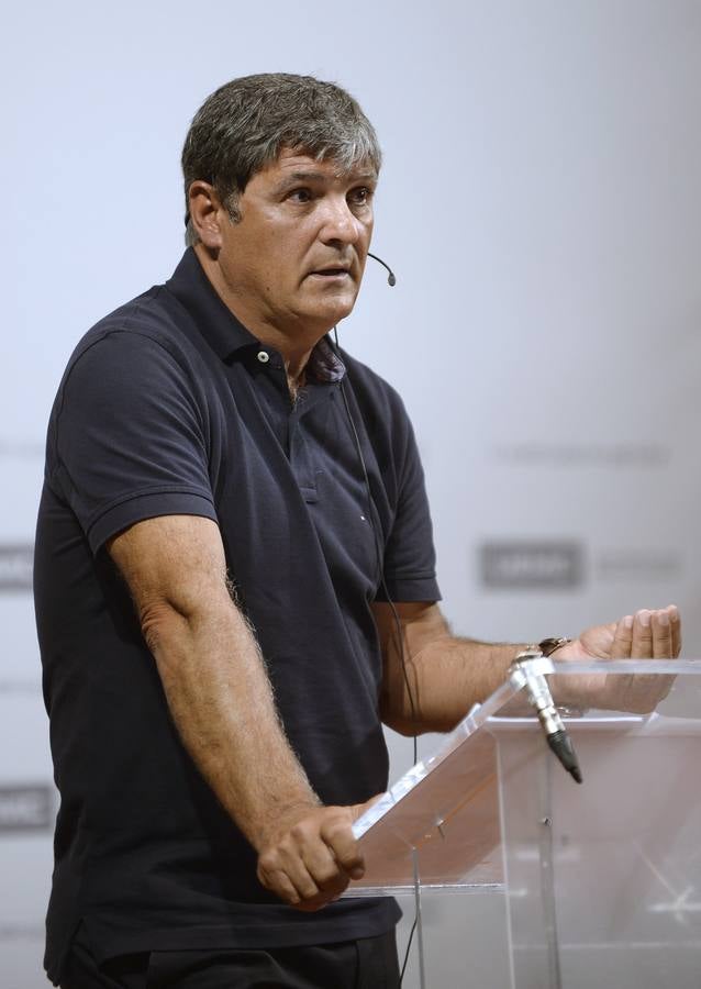 'Masterclass' de Toni Nadal en la la Universidad Europea Miguel de Cervantes de Valladolid