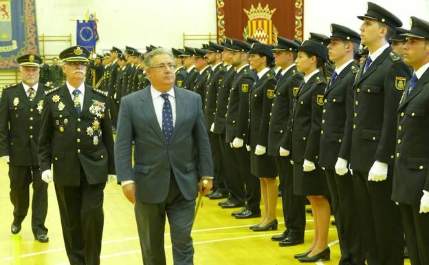 Zoido preside la jura de 259 nuevos agentes de Policía Nacional en Ávila