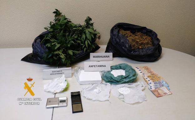 Dos detenidos por tener en su casa un kilo de anfetaminas y tres de marihuana