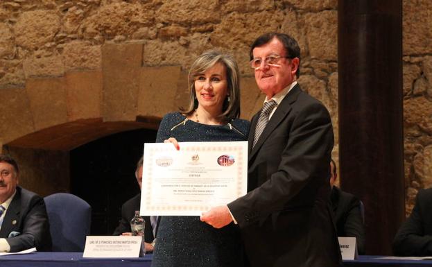 Piedad López-Romero, galardonada con uno de los Premios de Riesgos Laborales de CyL