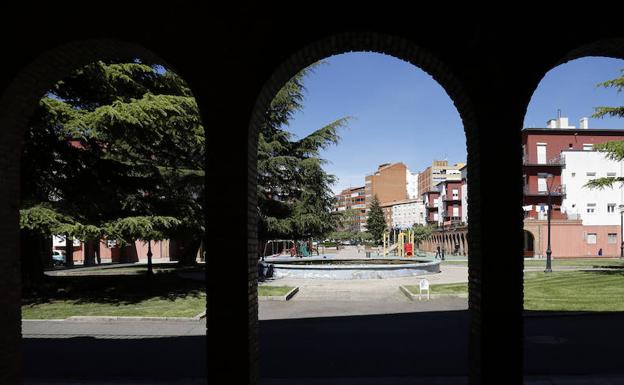 Con otra mirada sobre las Casas del Hogar