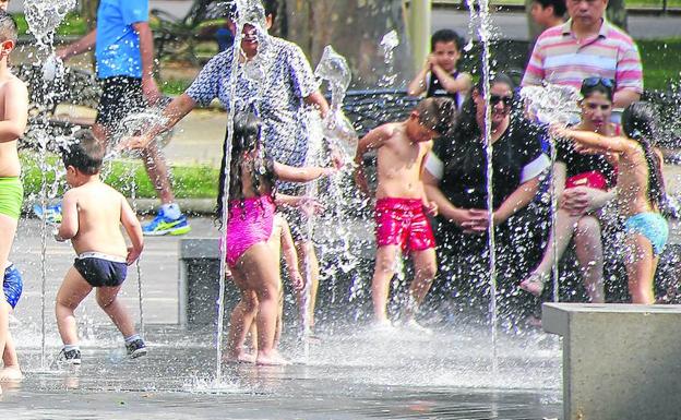 La Aemet advierte de que el calor continuará durante toda la semana