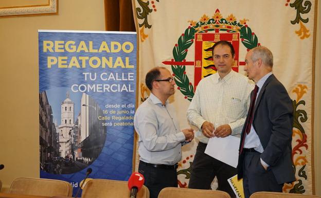 La calle Regalado se cierra el viernes al tráfico definitivamente