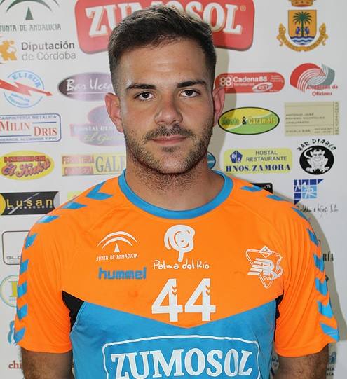 El Balonmano Nava incorpora a sus filas al lateral Alonso Moreno