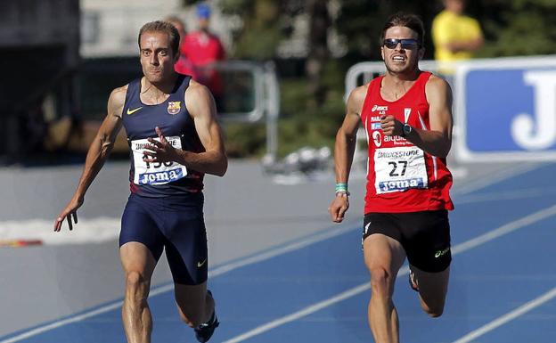 Óscar Husillos bate su marca personal de 400 metros en el Meeting de Huelva