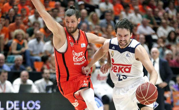 Llull: «El que esté cansado que se quede en el hotel»