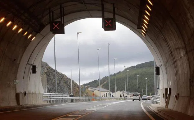 El túnel de Piqueras cerrará al tráfico del 19 al 22 de junio para revisión