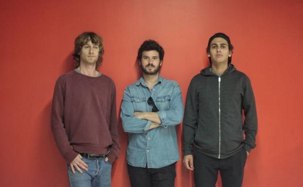 Hombres G y Taburete harán una gira conjunta en otoño