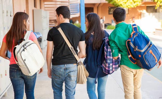 Pide cárcel para un profesor por dar «un cachetillo en el culete» a su hija