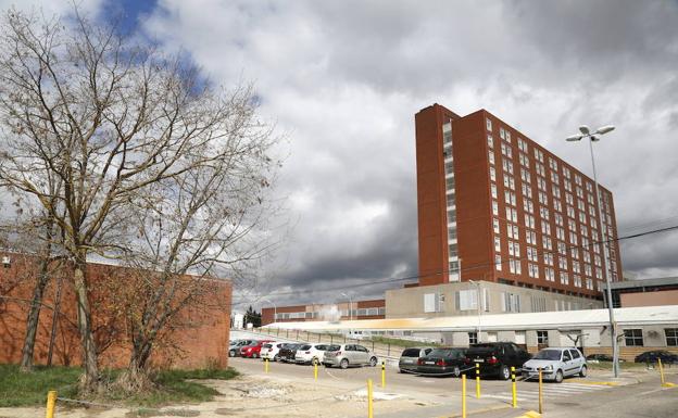El complejo hospitalario de Palencia cierra 65 camas en verano