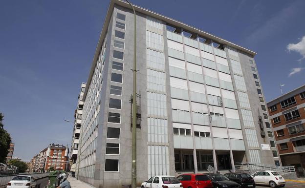 CC OO denuncia temperaturas superiores a 30 grados en los Juzgados