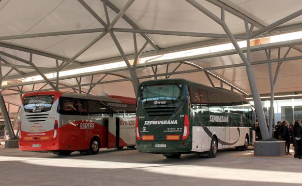 Avanza fijará el billete del bus a Madrid en 4 euros y adquirirá 28 vehículos