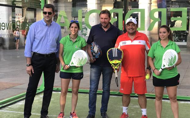 Óscar Puente: «Valladolid tiene muchas cosas que ofrecer, una de ellas, el pádel»