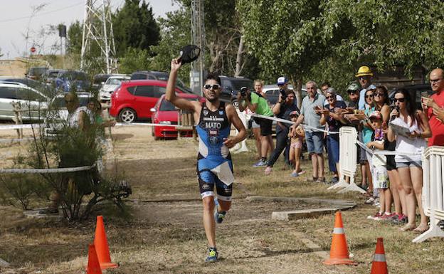 César Mato y María José García se imponen en Grijota