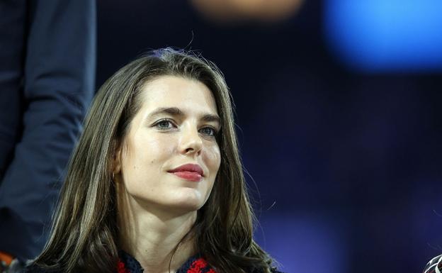 Carlota Casiraghi tiene nuevo novio, oficialmente