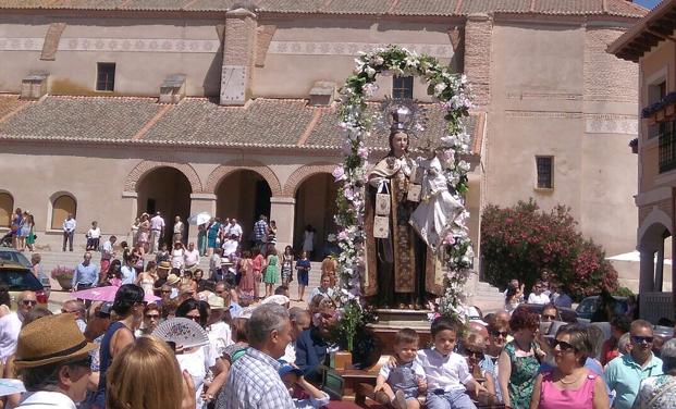 Santiuste, a la greña con el cura por la fiesta del Carmen