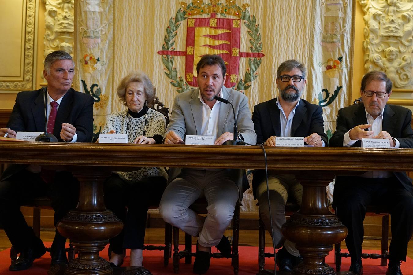 La familia Jiménez-Alfaro dona al Ayuntamiento documentos sobre los inicios de FASA