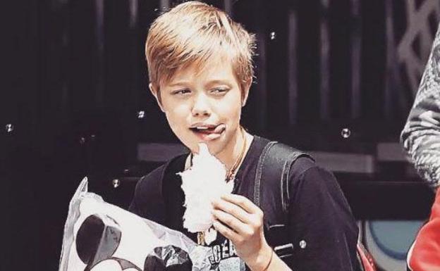 Shiloh comienza un tratamiento hormonal de cambio de sexo