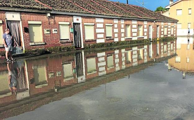 Un manto de hielo cubre la Nava